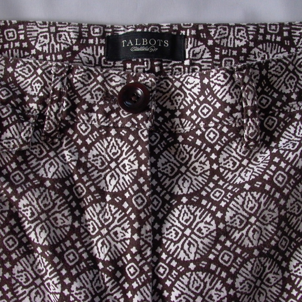-SOLD- Talbots Bermuda Shorts Stretch Patterned - Picture 2 of 7
